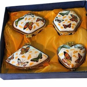 Vintage Porcelain Butterfly Trinket Box Set Of 4  Gold Trim Hinged Gift Boxed
